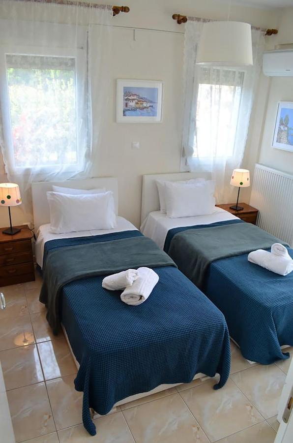 Lemon Beach Front Apartment, Nikiti Eksteriør bilde